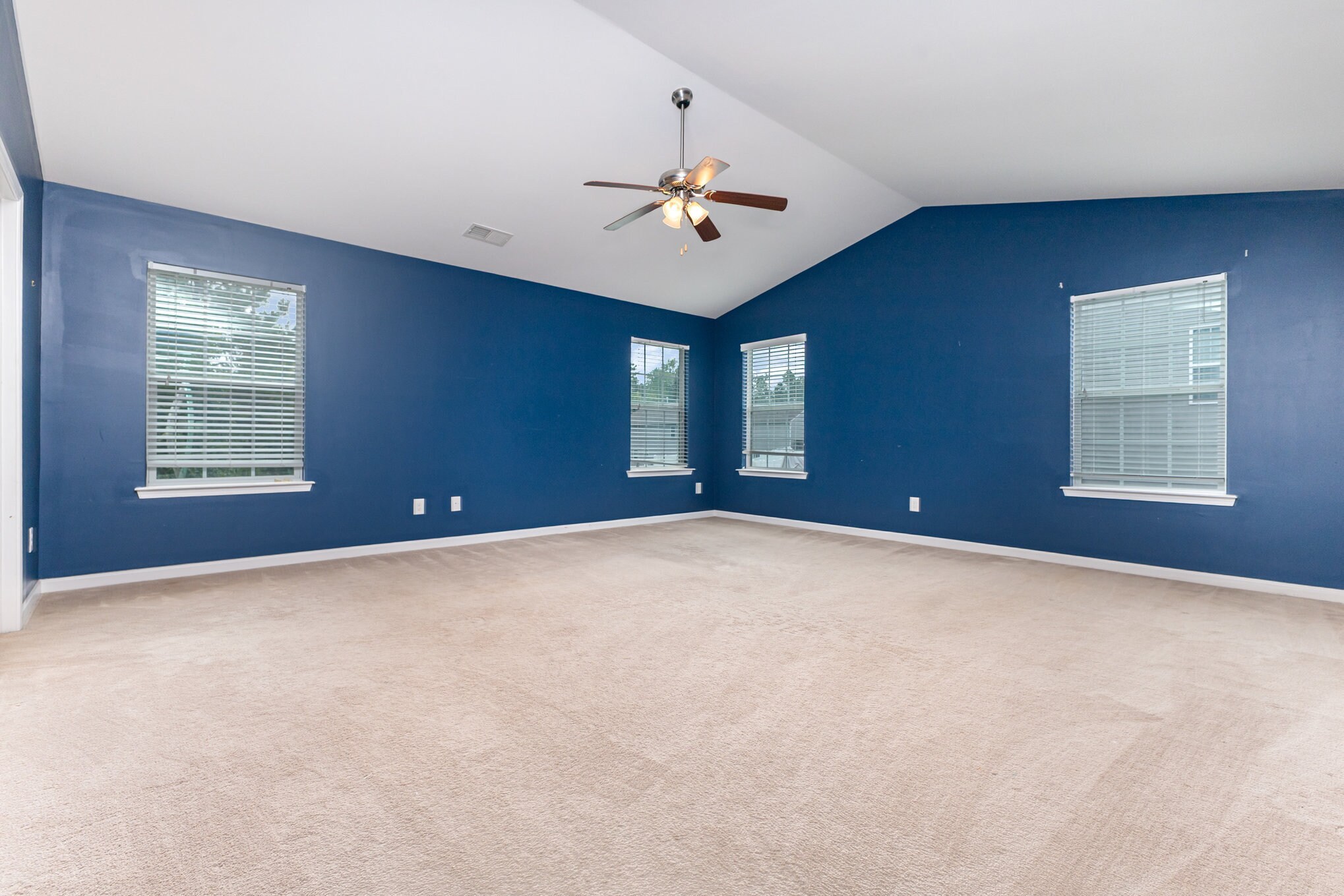 Building Photo - 9702 Pond Vista Ct
