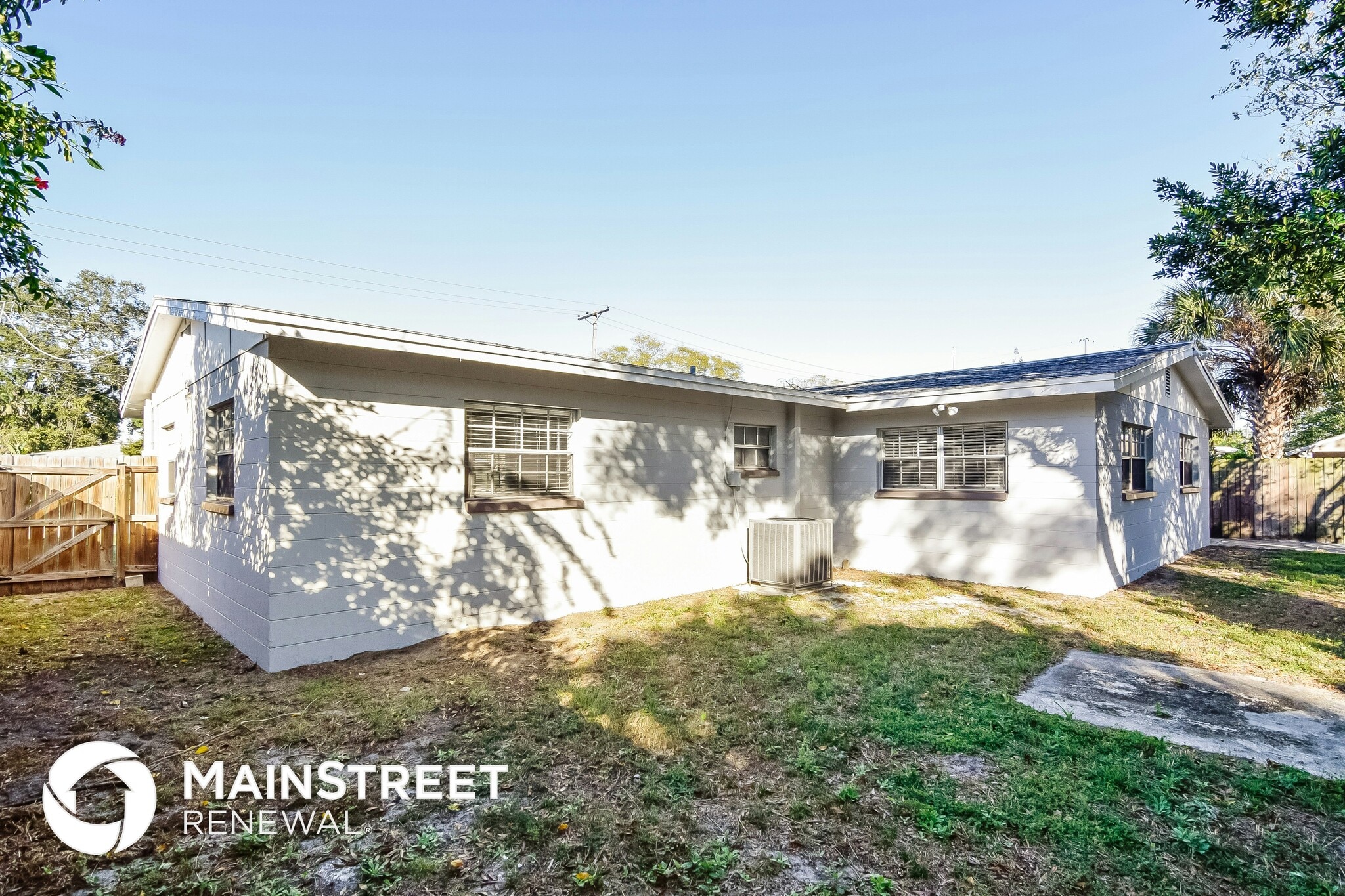 Building Photo - 3610 W Leila Ave