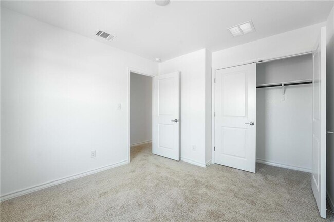 Building Photo - 103 Thurman Holt Rd
