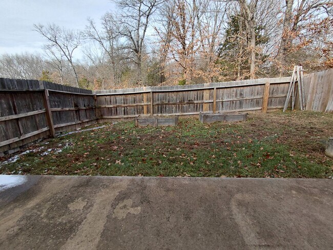 Building Photo - 16328 Holy Cross Ln