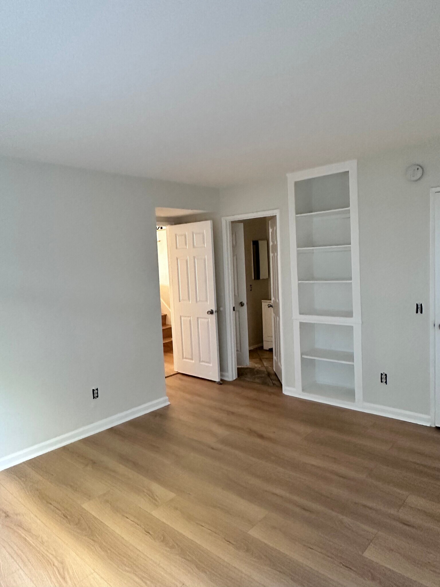 Building Photo - 14156 Oro Grande St