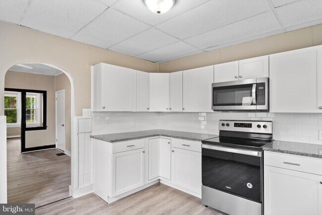 Building Photo - Coming Soon a Spacious Four Bedroom Home i...