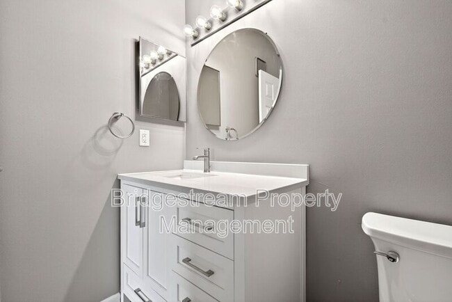 Building Photo - 6591 Brigham Sq