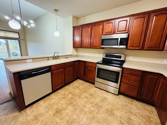 Building Photo - 18893 97th Pl N