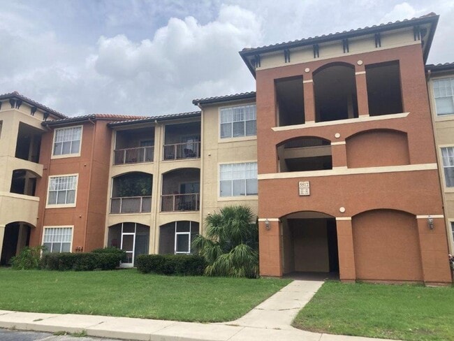 Primary Photo - 1 bd / 1 ba condo in The Palms Club Community