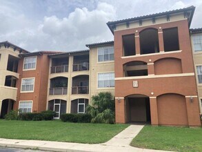 Building Photo - 1 bd / 1 ba condo in The Palms Club Community