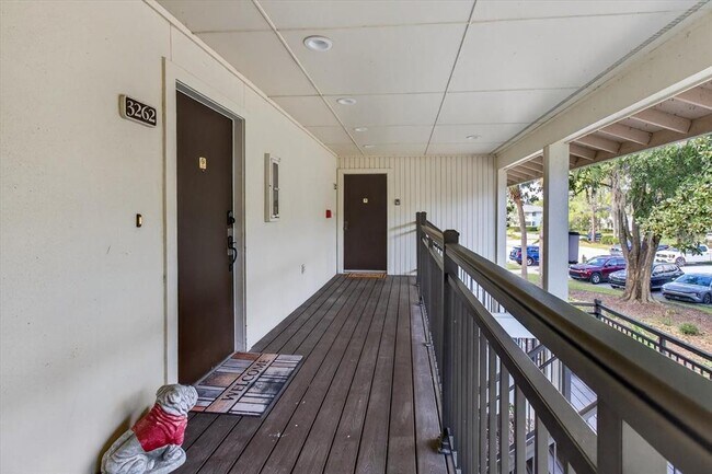 Building Photo - 29254 Bay Hollow Dr