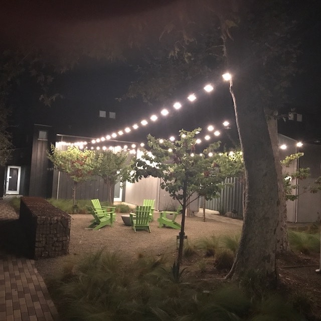 night in court yard - 23501 Ave La Caza Ave