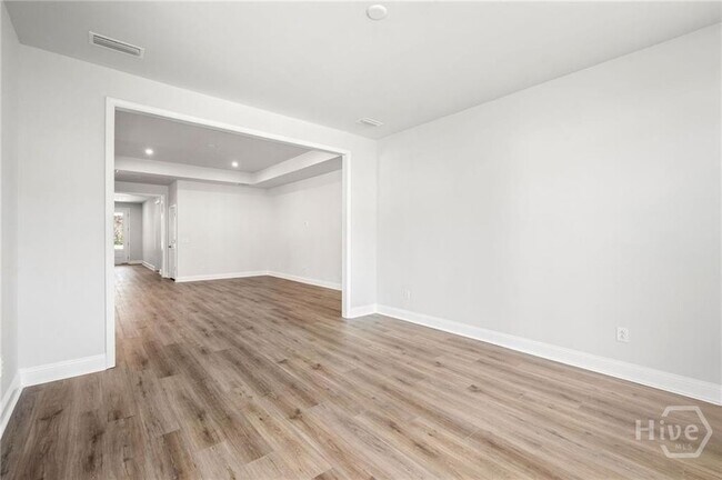 Building Photo - 469 Monterey Lp