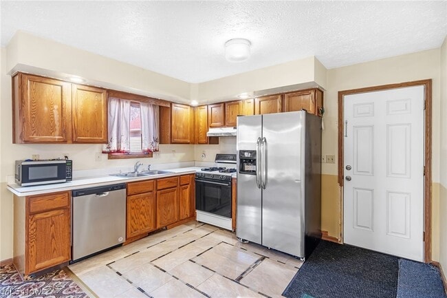 Building Photo - 775 Shelley Pkwy