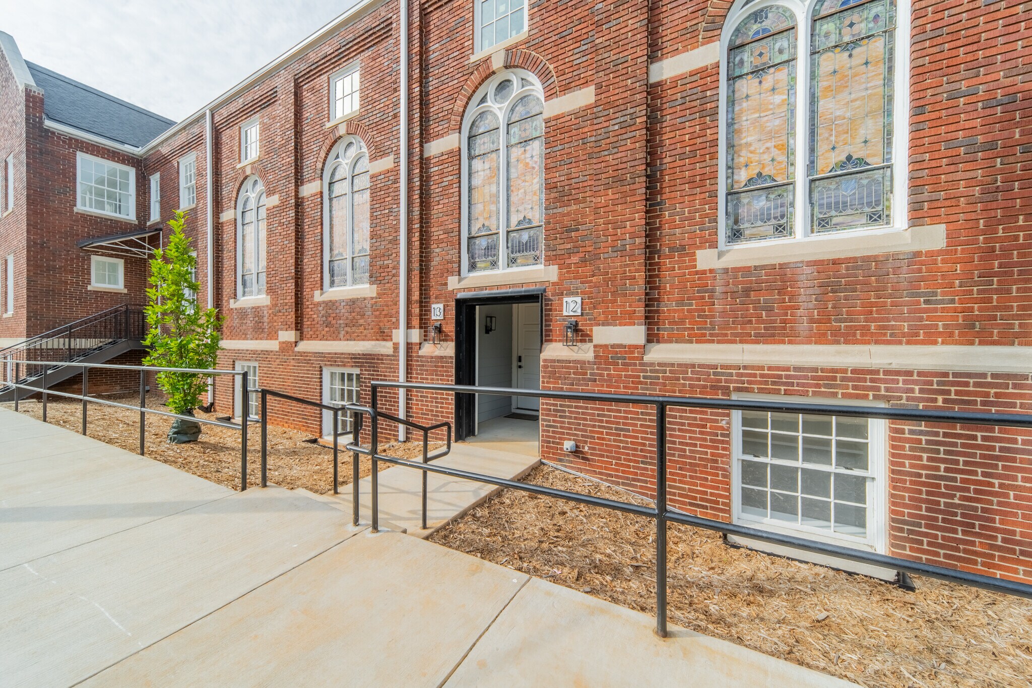 Building Photo - 201 Grandin Rd
