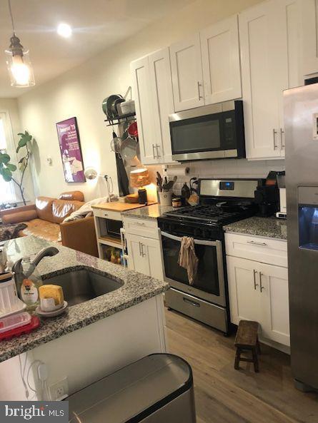 Building Photo - 5022 Walton Ave