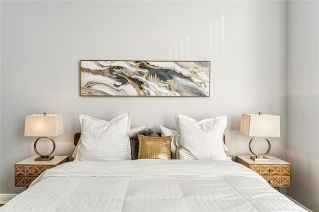 Building Photo - 465 Brickell Ave