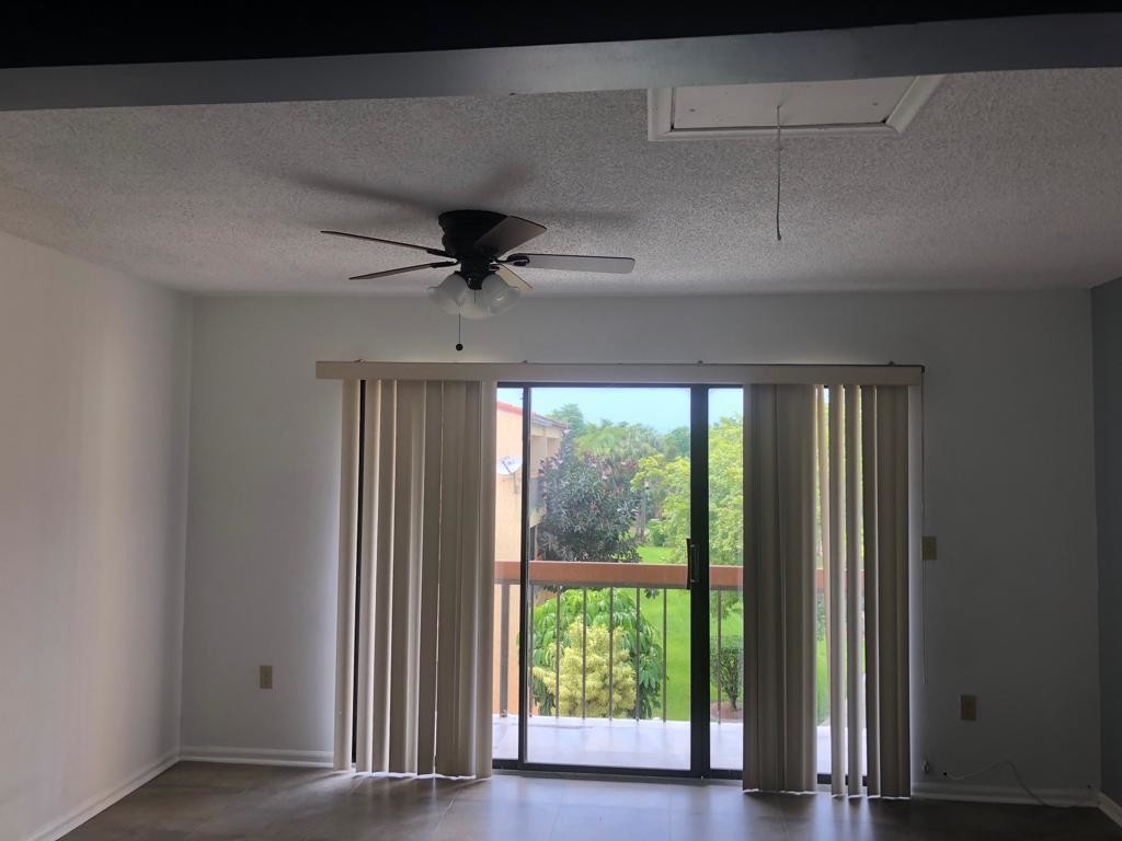 Building Photo - 7795 Grande St