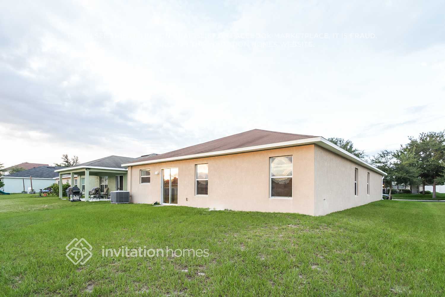 Building Photo - 11135 Running Pine Dr