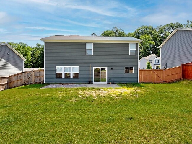 Building Photo - 6365 Lantana Village Way