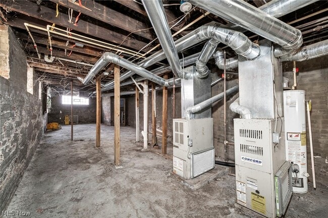 Building Photo - 3438 E 140th St