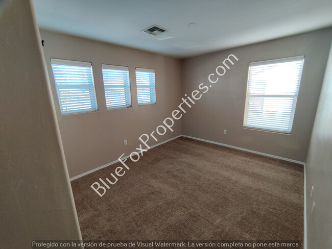 Building Photo - 7618 E Ocotillo Overlook Dr