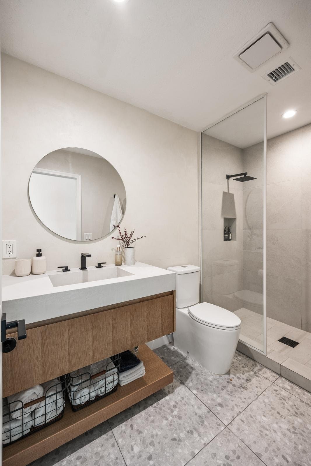 Building Photo - 73125 Guadalupe Ave