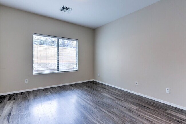 Building Photo - Rancho Sahuarita