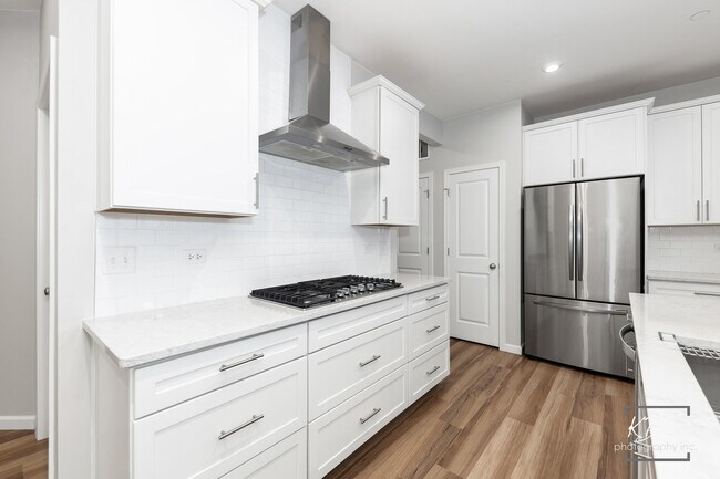 Building Photo - 2110 Weatherbee Ln