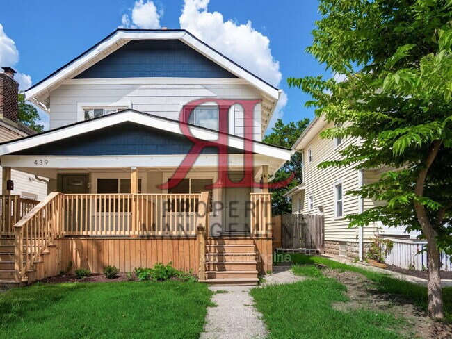 Building Photo - 439 Eldridge Ave