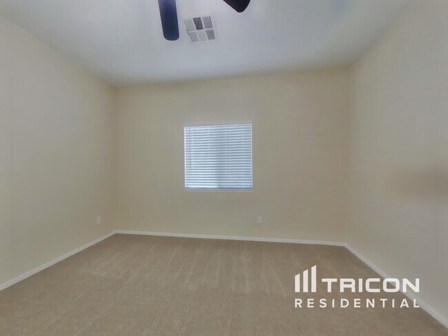 Building Photo - 17748 W Woodrow Ln