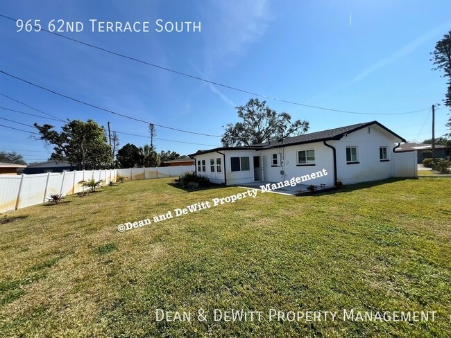 Building Photo - Greater Pinellas Point 3/2 SFH - For Rent