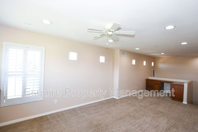 Building Photo - 3395 Shadetree Way