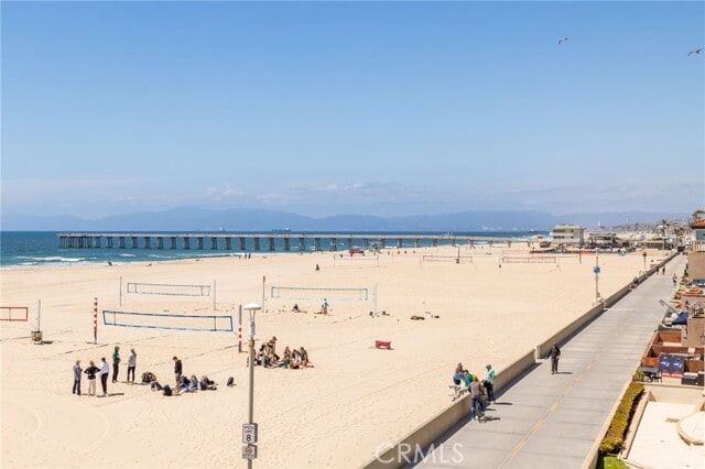 Building Photo - 536 The Strand