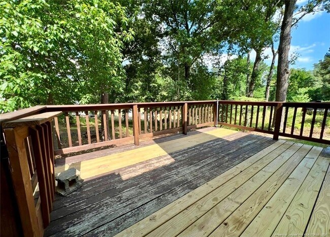 Building Photo - 715 Ashburton Dr