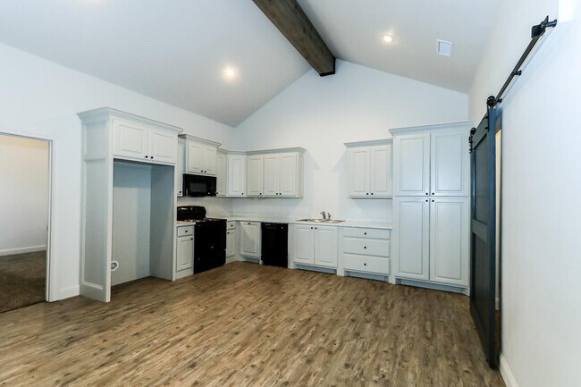 Building Photo - 2516 111th St