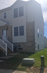 Building Photo - 631 Widener Ln