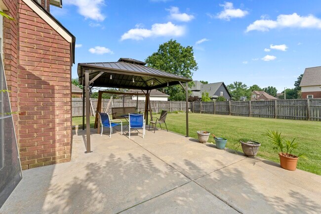 Building Photo - 420 Estanaula Rd