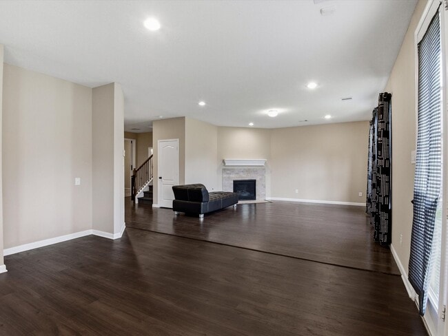 Building Photo - 16515 Williamstown Dr