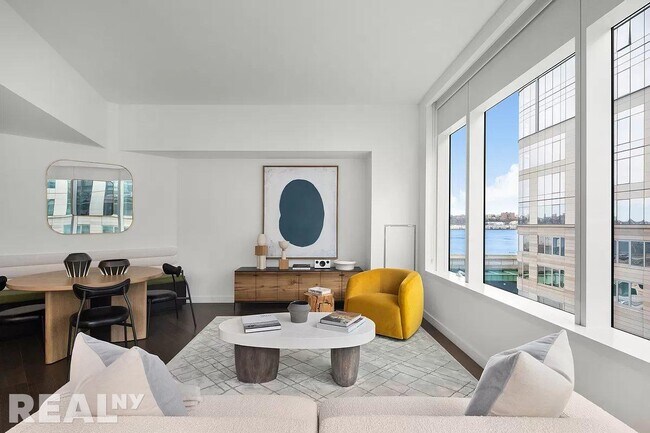 Building Photo - 400 West 61st Street