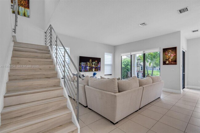 Building Photo - 3332 W 95th Terrace