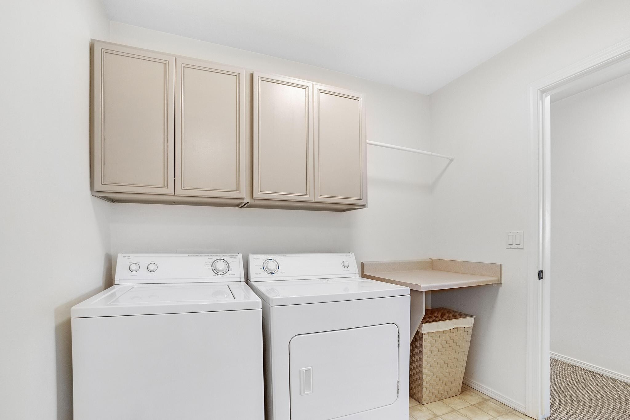 Building Photo - 209 Long Island Ave