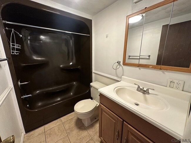 Building Photo - 2008 Forest Hills Dr