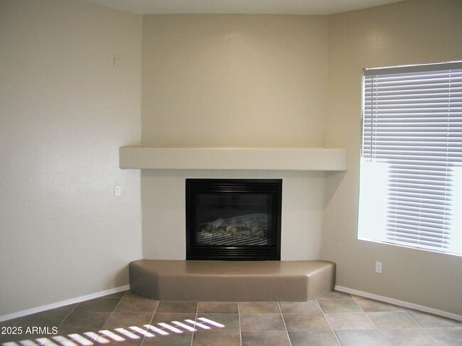 Building Photo - 4537 E Thunder Hawk Rd