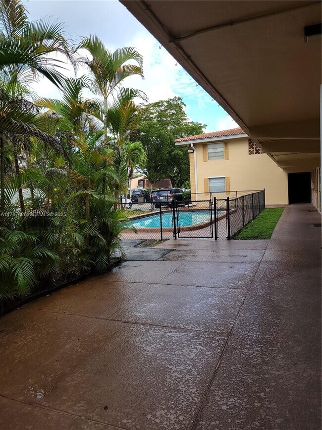 Building Photo - 8704 NW 35th St