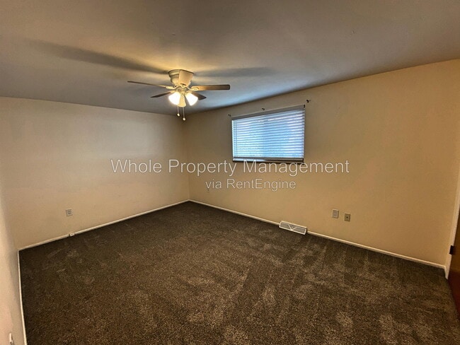 Building Photo - 4815 Flower Ct