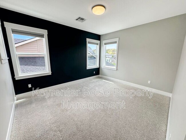 Building Photo - 8081 W Brooks Dr