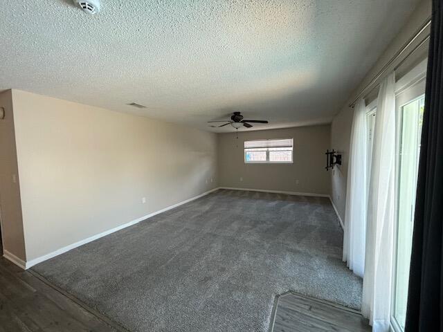 Building Photo - 6 Pinehurst Dr