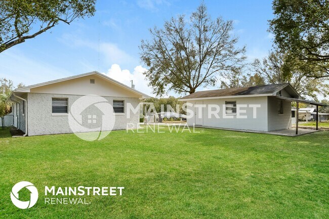 Building Photo - 540 Charles Ave