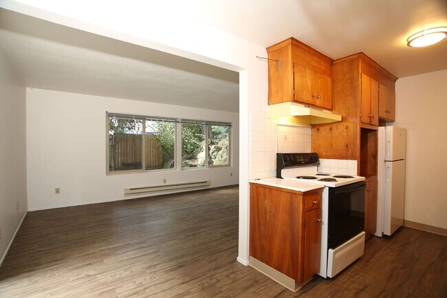 Interior Photo - 1417 NW 64th