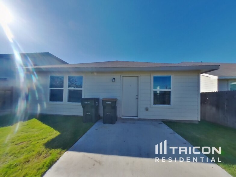Building Photo - 3544 Catlett Crk Rd