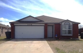 Building Photo - 2408 Thoroughbred Dr