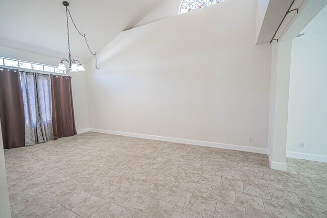 Building Photo - 27727 Spandau Dr