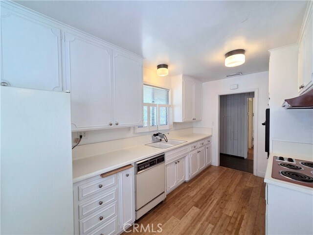 Building Photo - 2080 Senasac Ave